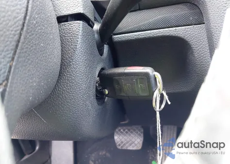 2010 Volkswagen Jetta Wolfsburg Edition z USA, uszkodzony, nr VIN 3VWRA7AJ6AM059828